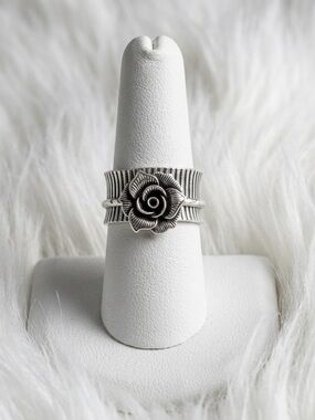 Rose flower silver fidget spinner ring, meditation, size 7